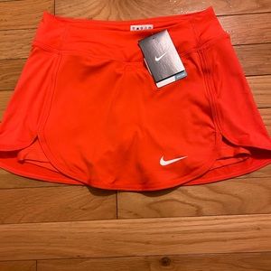 Brand new NIKE tennis skirt